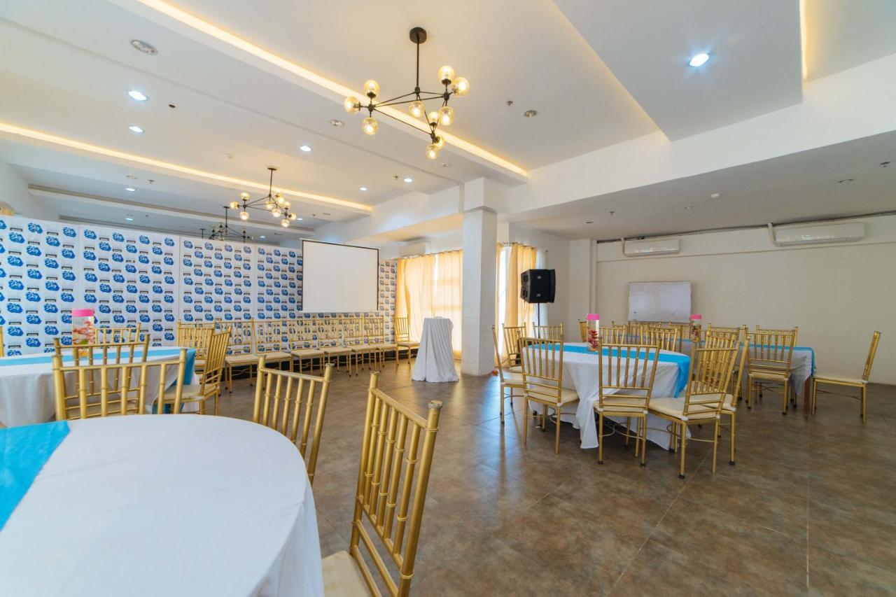 Reddoorz Plus At Hotel Metro Kalibo Exterior foto